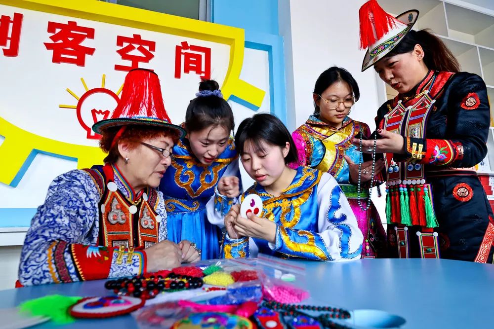 为什么坚持创业带动就业？